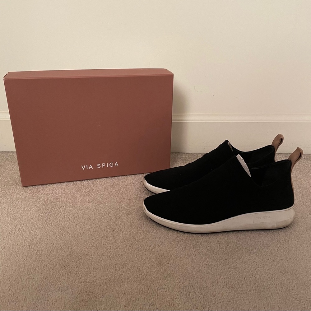 Via Spiga Suede Comfy Sneakers 👟